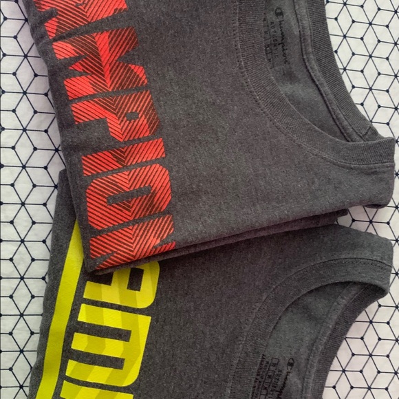 Boys size medium t shirts - Picture 2 of 3